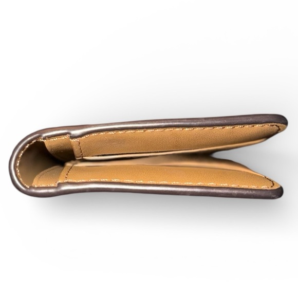 Coach Signature Snowflake Limited Edition Envelope Wallet - Picture 6 of 7